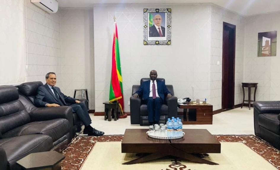 في نفس اليوم.. الرئيس الموريتاني يستقبل وفداً عن البوليساريو ووزير خارجيته يلتقي السفير المغربي