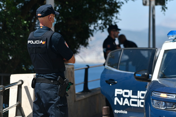 الشرطة الاسبانية تعتقل مغربيان قاما بتهريب قطع معدنية مغربية ثمينة إلى إسبانيا
