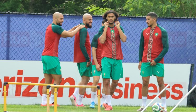 المنتخب الوطني المغربي يصبح علامة تجارية عالمية…توم كروز وكبار نجوم الفن والكرة يتهافتون على مبارياته
