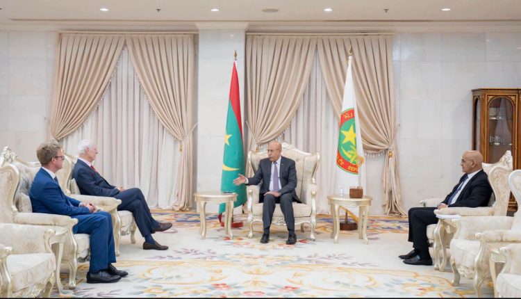 دي ميستورا يجري مباحثات مع الرئيس الموريتاني في نواكشوط حول الإنخراط في مفاوضات ملف الصحراء المغربية