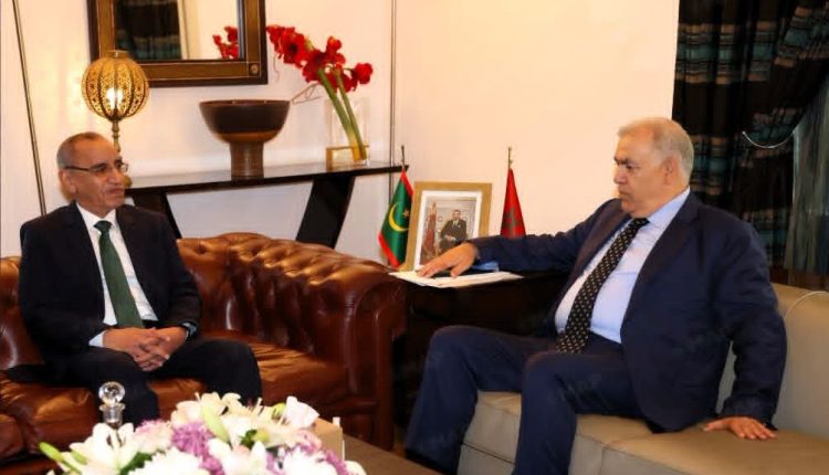 لفتيت يستقبل وزير الداخلية الموريتاني لتعزيز التعاون الأمني على الحدود المشتركة والهجرة والتنمية المحلية